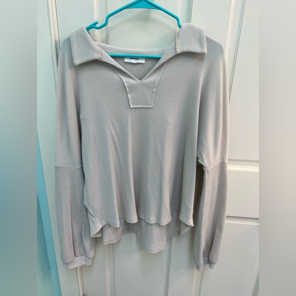 Oatmeal waffled top size medium